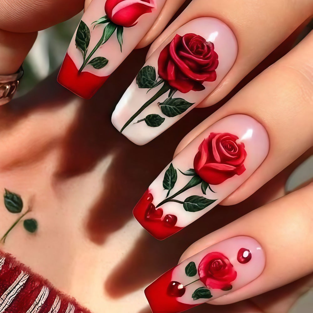 Kunstnägel mit romantischem Rosen-Design Brehn