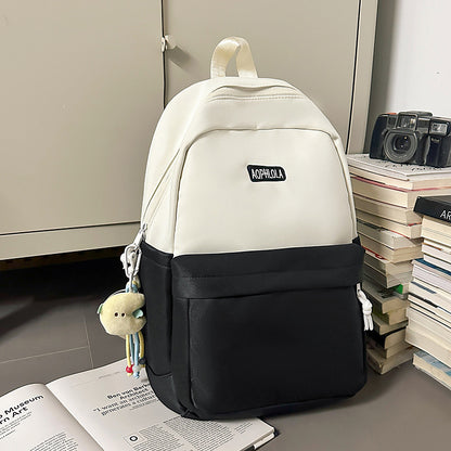 Vielseitiger lässiger Rucksack mit süßem Schlüsselanhänger Brehn