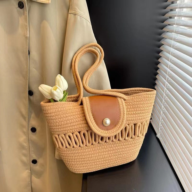 Handgefertigte Korbtasche mit Elegantem Lederbesatz Brehn