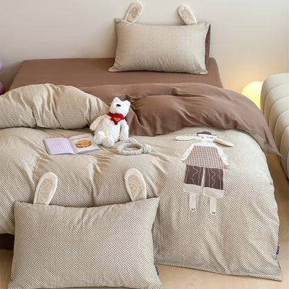 Wende-Baumwollmischung-Bettbezug-Set mit Applikation von Hasenohren & Patchwork-Puppenakzent