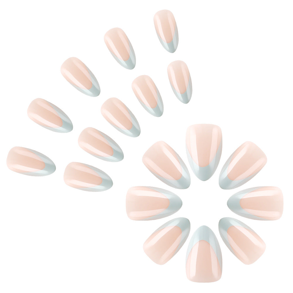 Französische Spitze Elegantes Gel-Nageldesign Brehn