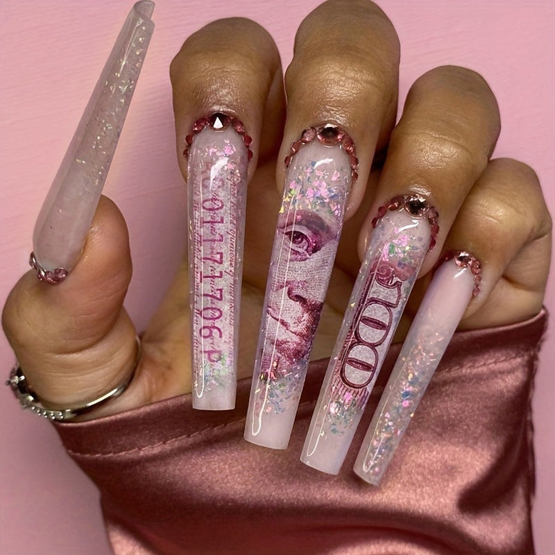 Kunstnagelset mit schimmernden Akzenten Brehn
