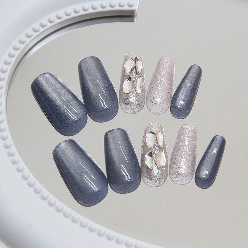 Glamouröse mit Kristallen verzierte Press-On Nagelspitzen Brehn