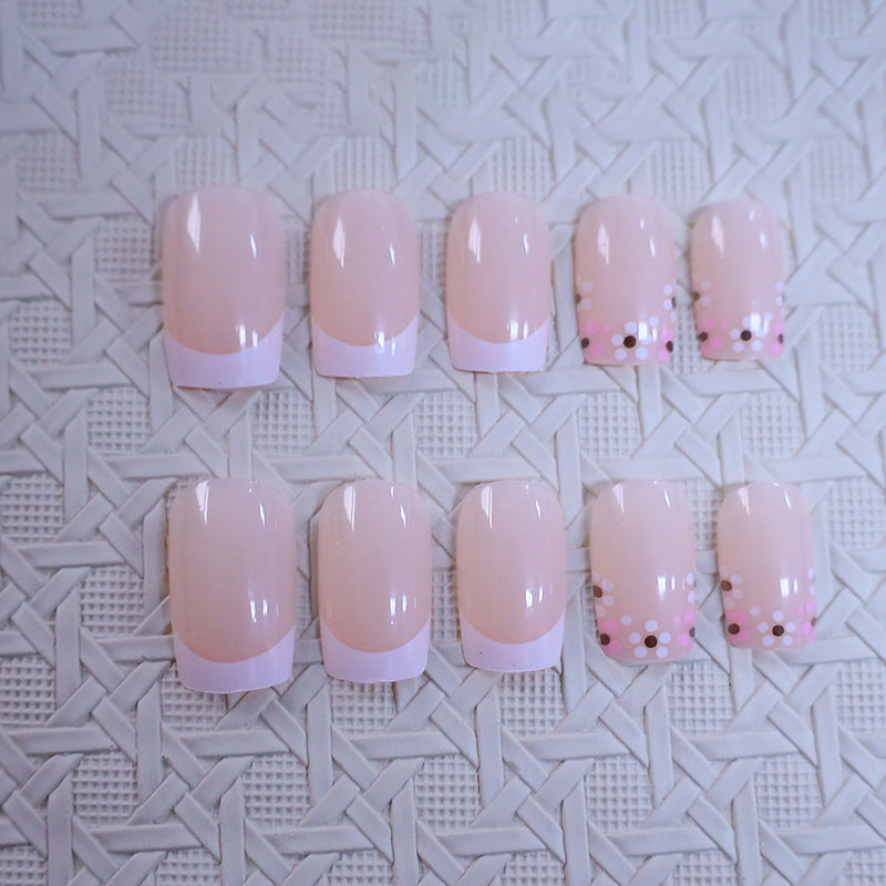 Elegante Nagelkunstverzierungen Brehn 1789915990