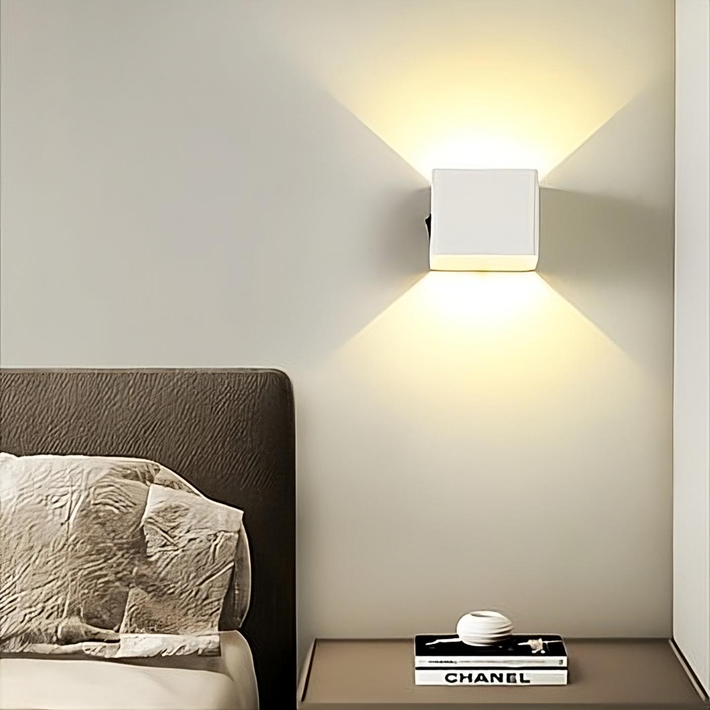 Brehn | VellaGlow™ | Luxuriöse Wandleuchte mit Bewegungssensor