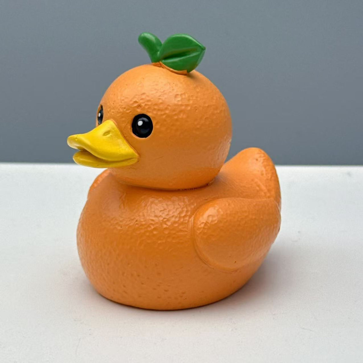 Lustige Gummi-Ente mit Gemüse-Motiv Brehn
