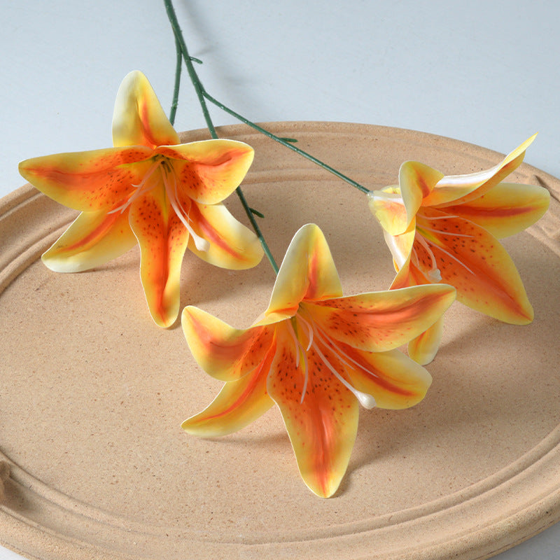 Dekorative Künstliche Lilienblumenanordnung