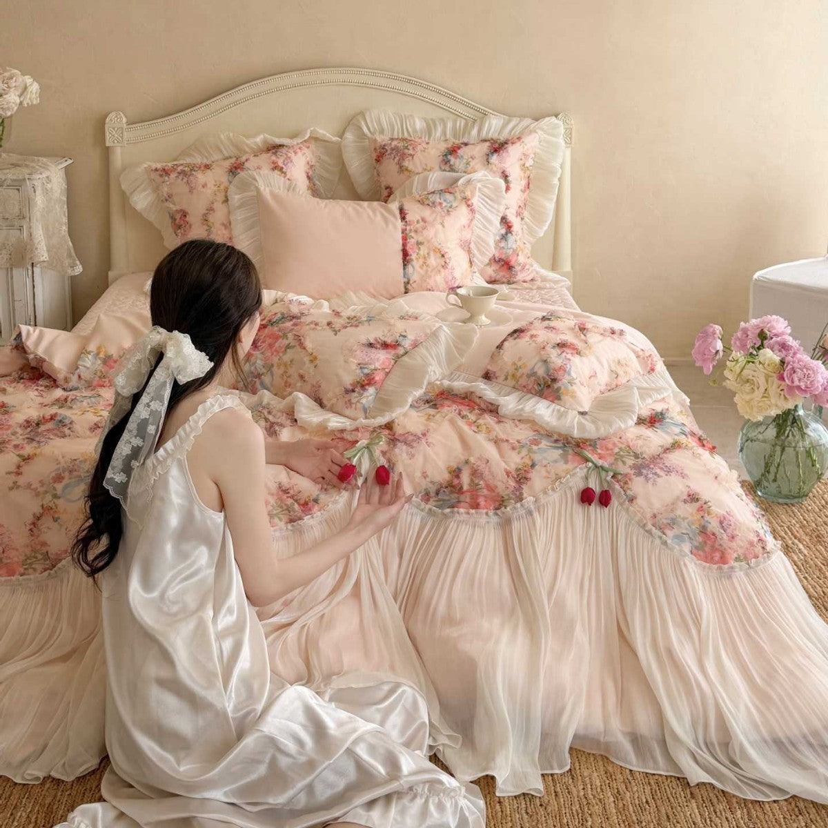 Luxuriöses mehrteiliges Vintage-Bettwäsche-Set mit Rüschen und Blumenmuster