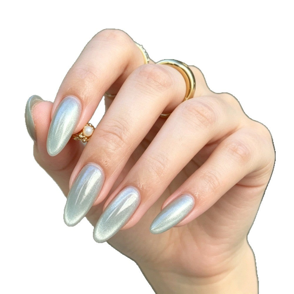 Mandelförmiges Metallic Press-On Nagelset Brehn