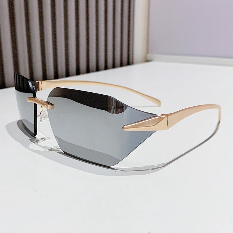 Damen modische quadratische Sonnenbrille mit verziertem Metallrahmen Brehn