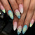 Elegante florale skulptierte Fingernagel Tipps Brehn