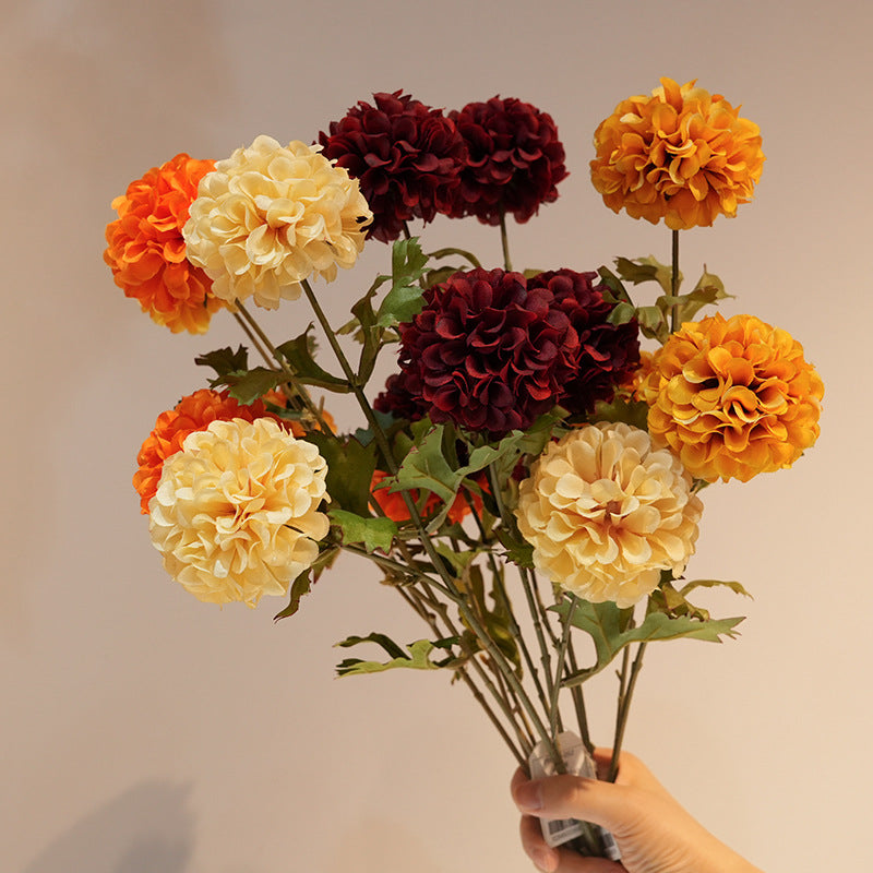 Kunstvolle Blumengestecke Brehn