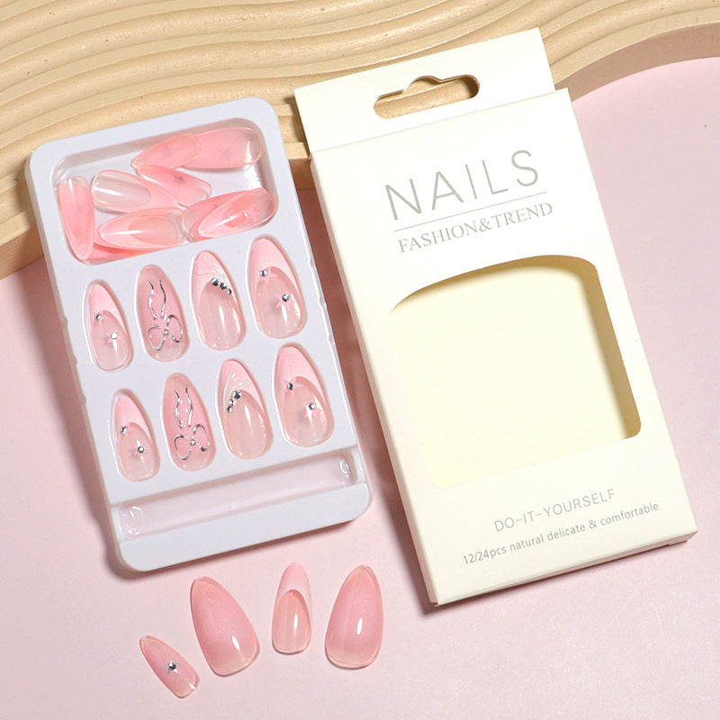Stylische Acryl-Nagelkunst Brehn
