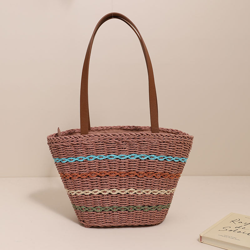 Trendige Strohtasche mit Bunten Details Brehn