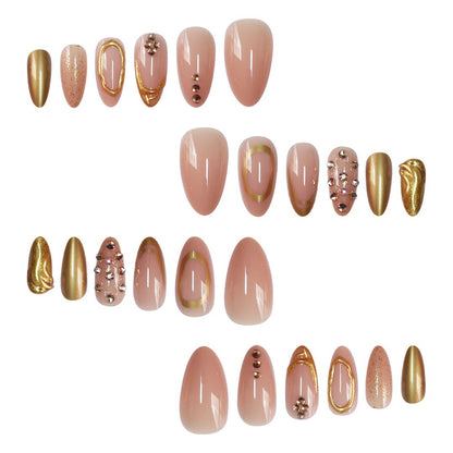 Glamouröse 3D-Nagelkunstverlängerungen Brehn