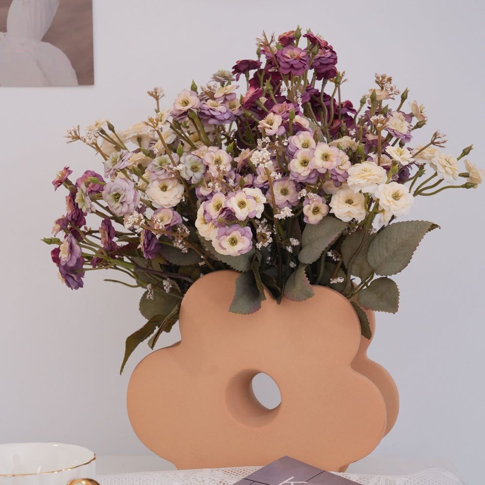 Vintage-inspirierter Trockenblumenstrauß