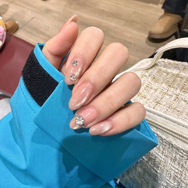 Kunstnagelset mit eleganten Strassverzierungen Brehn