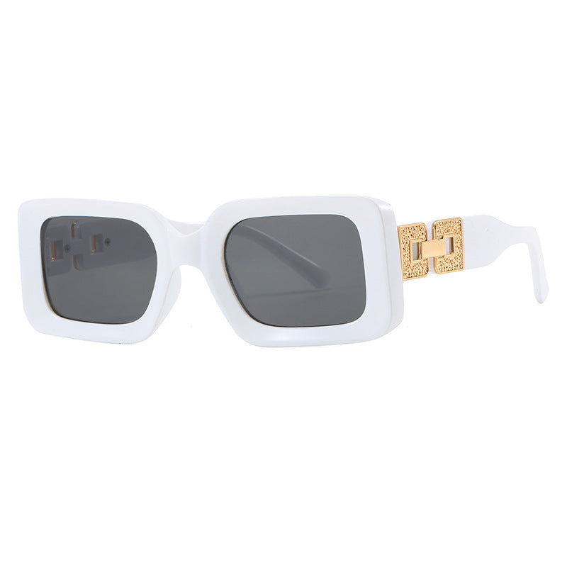 Damen Polygone Sonnenbrille mit glamourösem Verzierungsrahmen Brehn