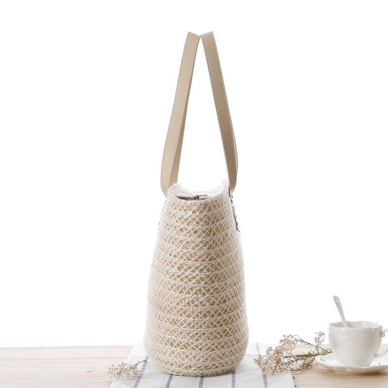 Strohtasche mit Modischem Knotenverschluss Brehn