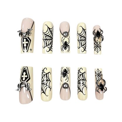Gothic Halloween-inspirierte Nagelkunst-Erweiterungen Brehn