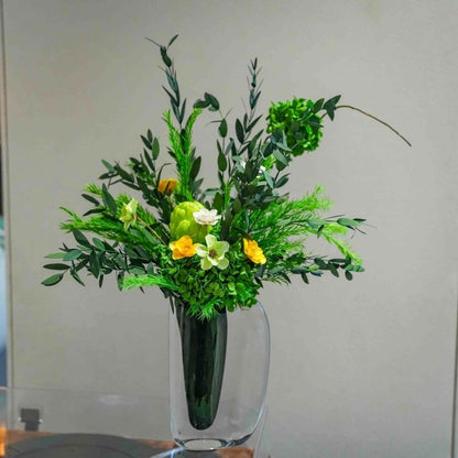 Künstliche grüne Blumenmittelschmuck