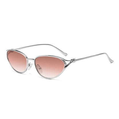 Cat-Eye Sonnenbrille mit eleganten metallischen Akzenten Brehn
