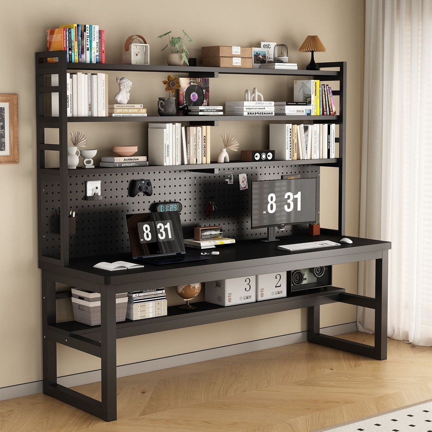 Multifunktionaler Arbeitsbereich mit Regal Brehn