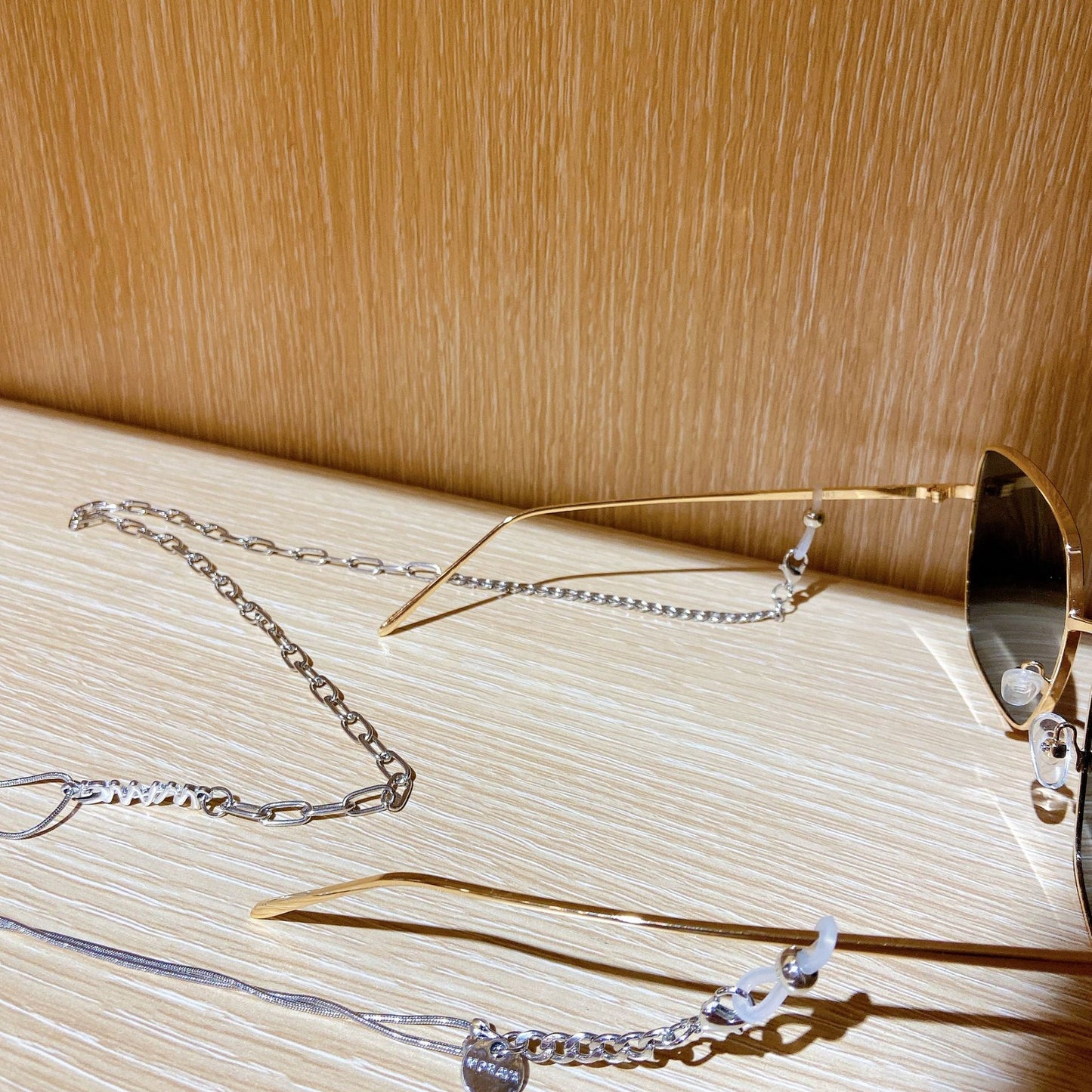 Modische Sonnenbrille mit Luxuriösem Kettenband Brehn
