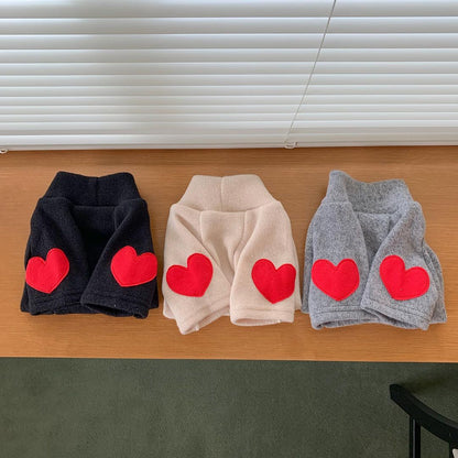 Klein Hund Leichtgewicht Baumwollmischung Rundhals Pullover mit roten Herz-Seitennähten