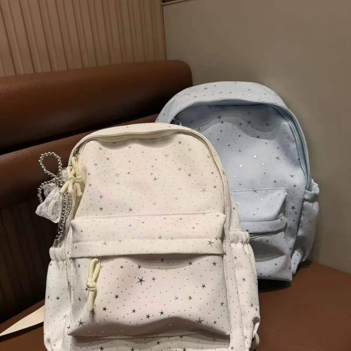 Rucksack mit Funkelndem Sternenmotiv Brehn