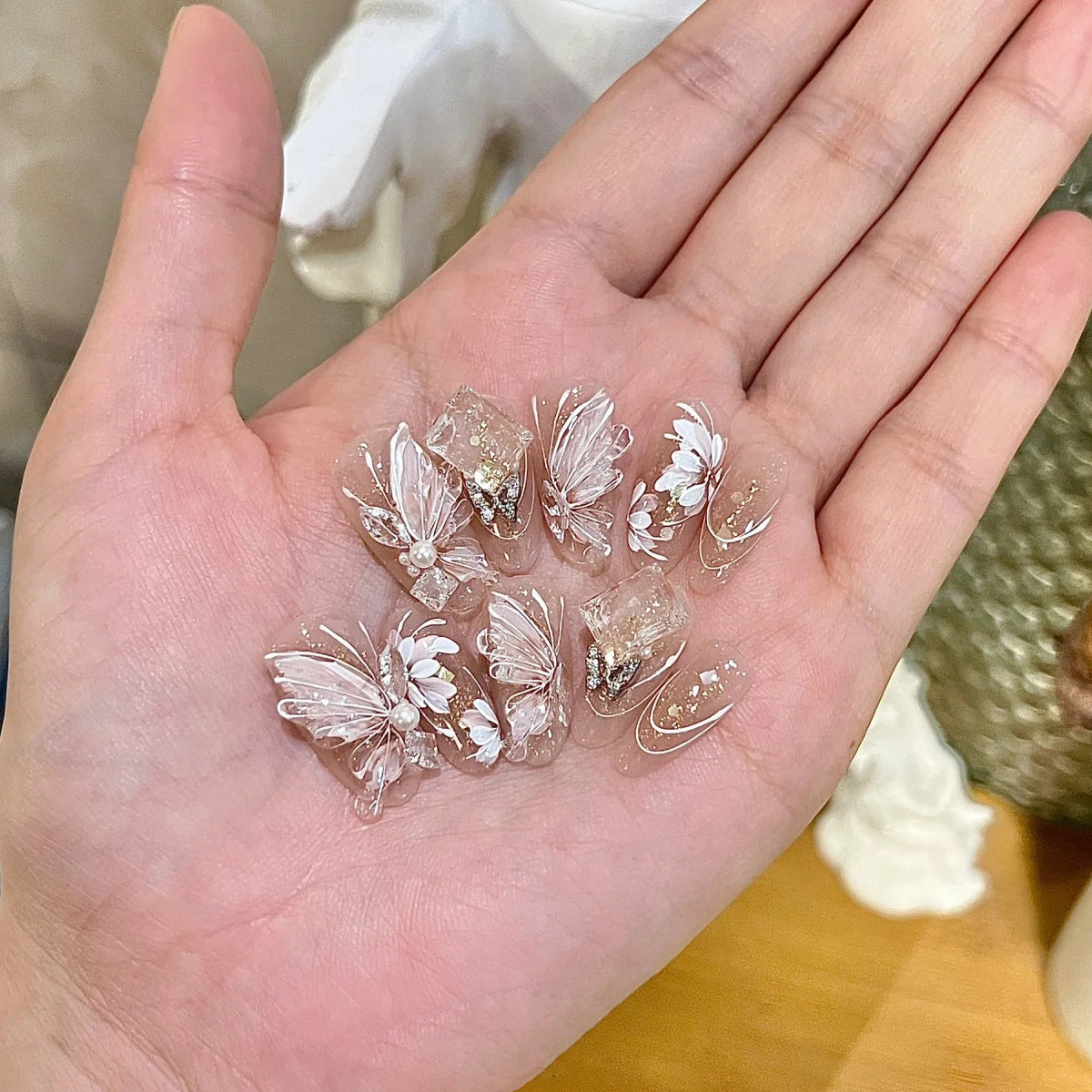 Elegante Lange Press-On Nägel Set mit Künstlerischen Spitzen Brehn