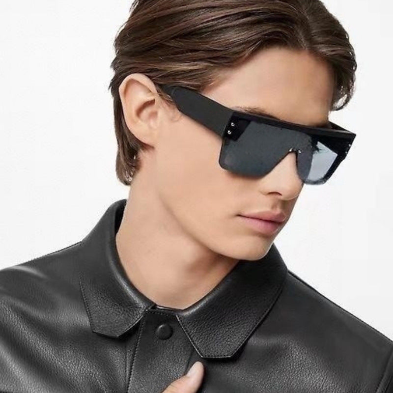 Damen futuristische Oversized-Sonnenbrille mit klaren Gläsern Brehn