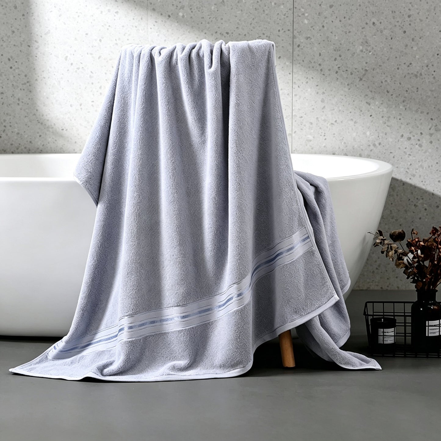 Hochwertiges Frottee-Badetuch Mit Eleganter Streifendetail Brehn