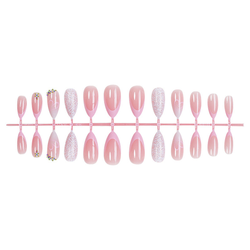 Dekoratives Press-On Nagelset mit eleganten Gradient Designs Brehn