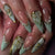 Dekorative skulptierte Nagelverstärkungen Brehn