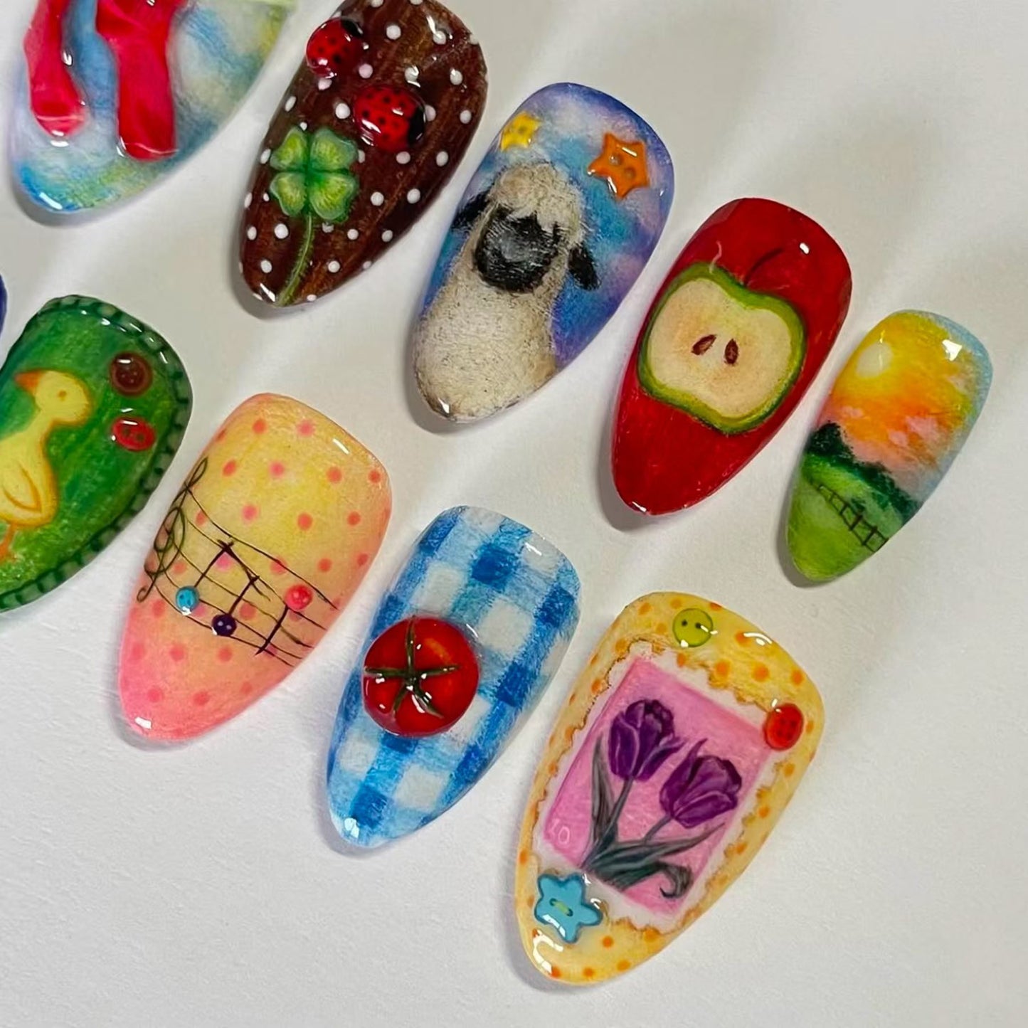 Künstlerische ozeanische Press-On-Nagelkunst Brehn