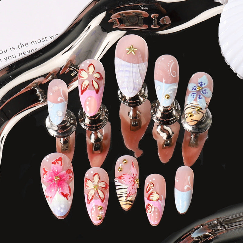 Künstlerisches Floral-Themen Fingernagel-Set Brehn