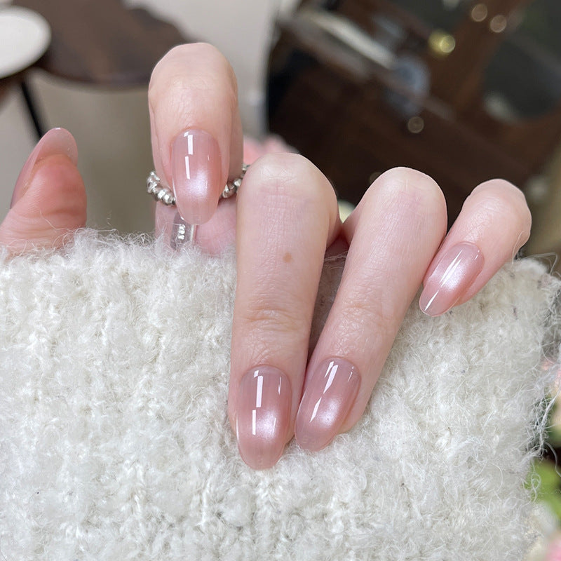 Glänzende natürliche Press-On-Nagelerweiterungen Brehn
