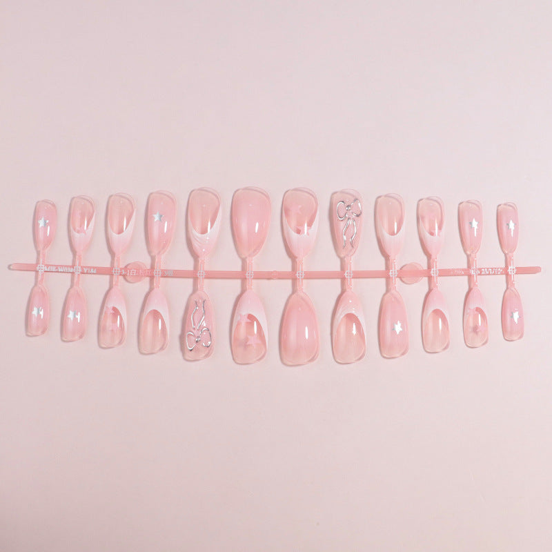Premium Press-On Nail Set mit dekorativen Akzenten Brehn