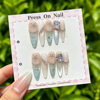 Künstlerisches Press-On Nagelkunst Set mit Juwelenelementen