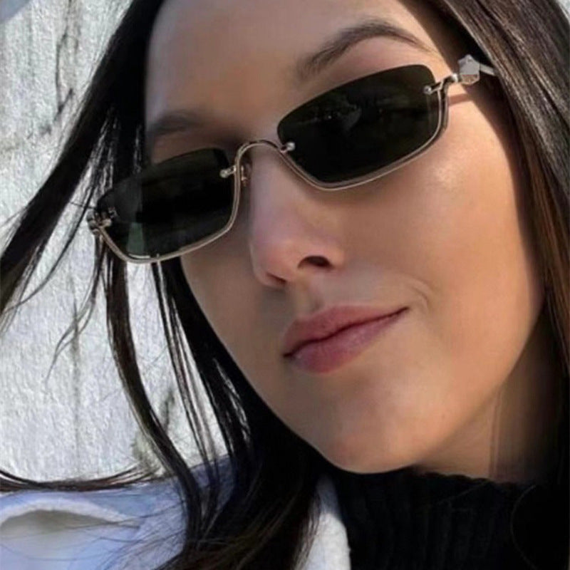 Damen quadratische Sonnenbrille mit elegantem Metallrahmen Brehn