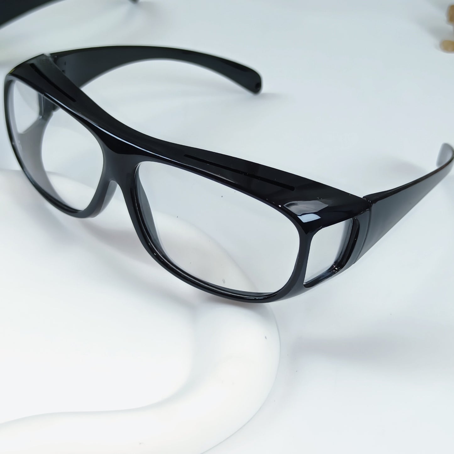 Damen Sportliche Sonnenbrille mit polarisierenden Gläsern Brehn