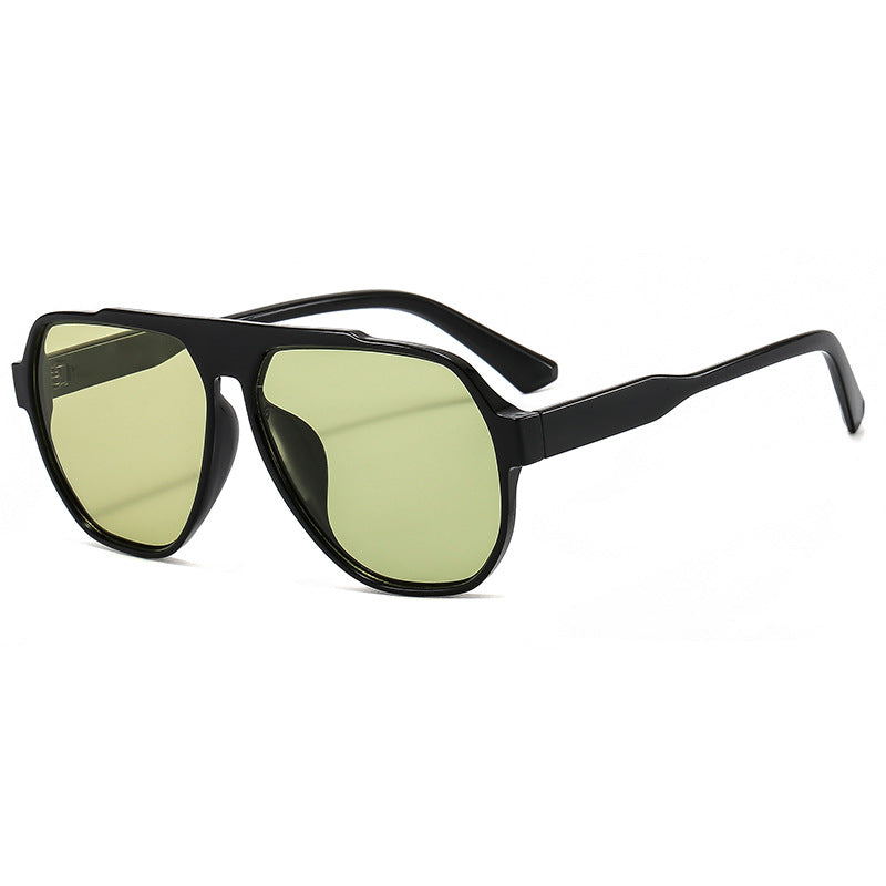 Damen Sportliche Sonnenbrille im angesagten Shield-Design Brehn