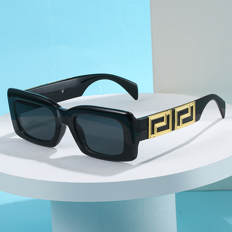 Damen elegante quadratische Sonnenbrille mit luxuriösem Goldakzent Brehn