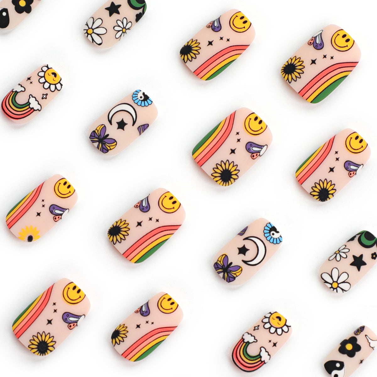 Künstliche Nagelkunst mit bunten Motiven und kreativem Dekor Brehn