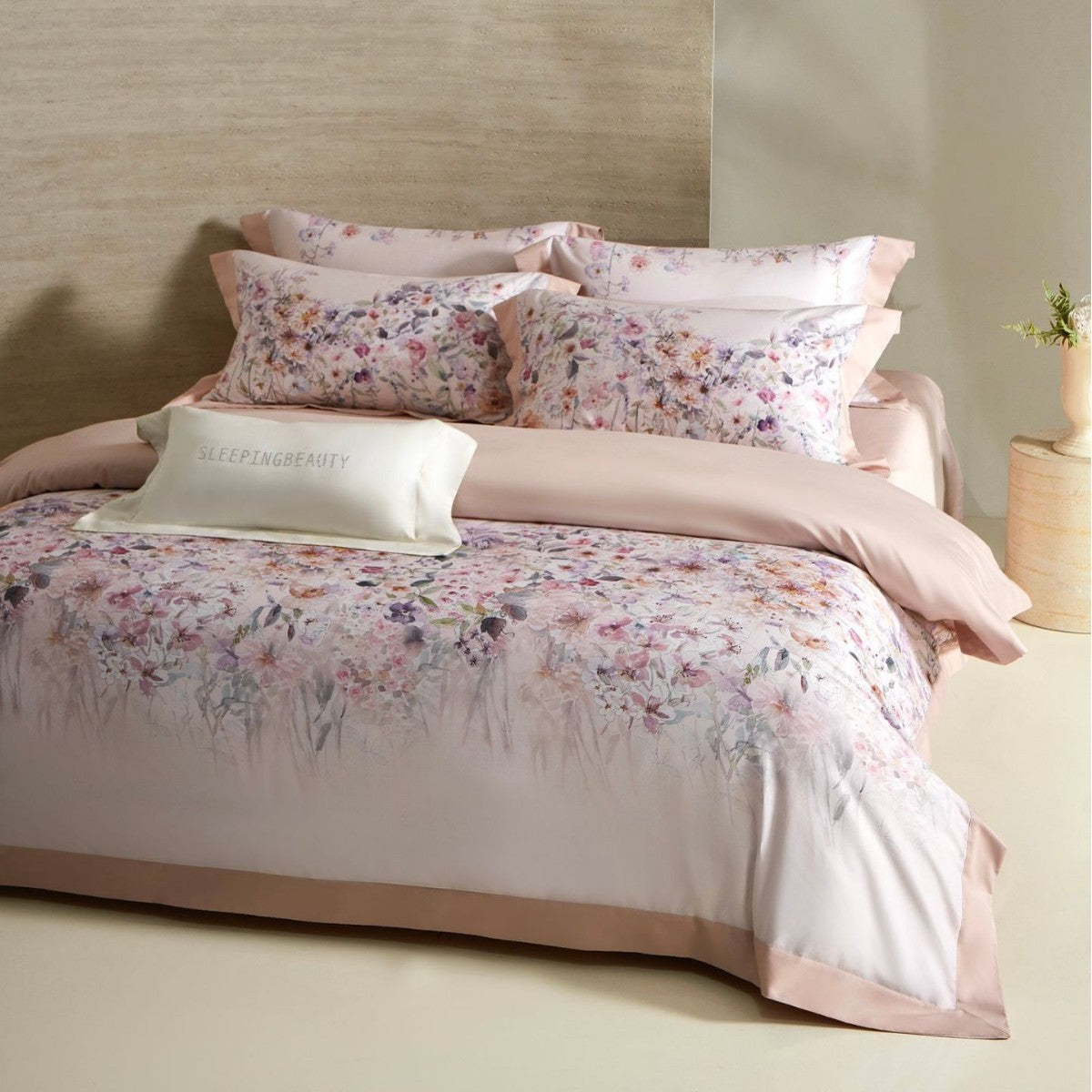 Luxus Floral Baumwollsatin Bettbezug Set mit Kontrastsaum und Kissenbezügen