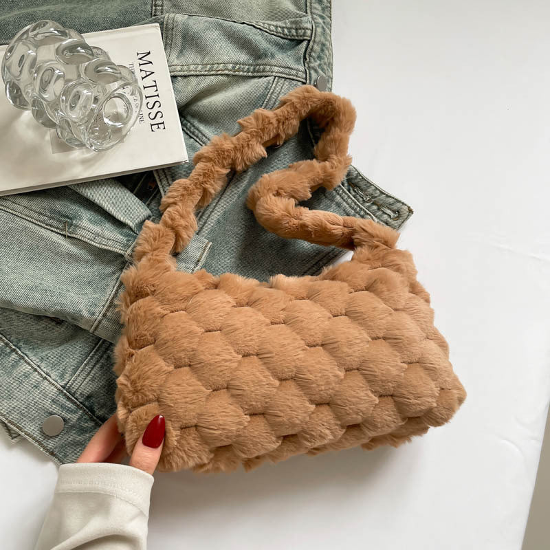 Gemütliche strukturierte Plüsch-Handtasche Brehn
