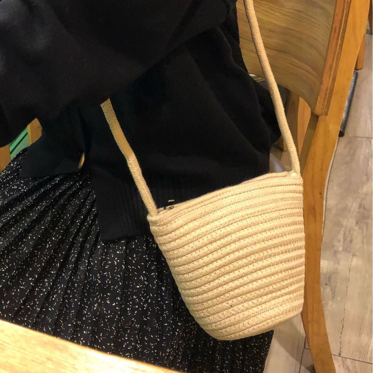 Handgeknüpfte Henkeltasche mit Stilvollem Textilmix Brehn
