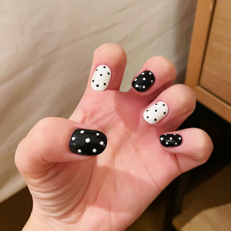 Künstlerisches katzenmotiviertes Press-On-Nagelkunstset Brehn