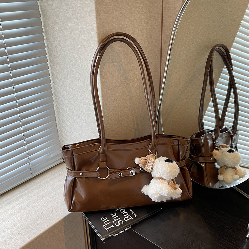 Elegante Handtasche aus Lackleder